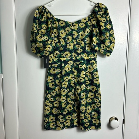 NWT Lulu’s Floral Inclusive Navy Blue Floral Print Puff Sleeve Mini Dress XS - Picture 5 of 9